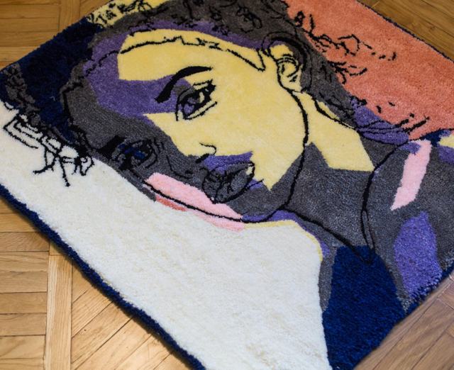 Dettaglio del tappeto tufting Girl fatto a mano